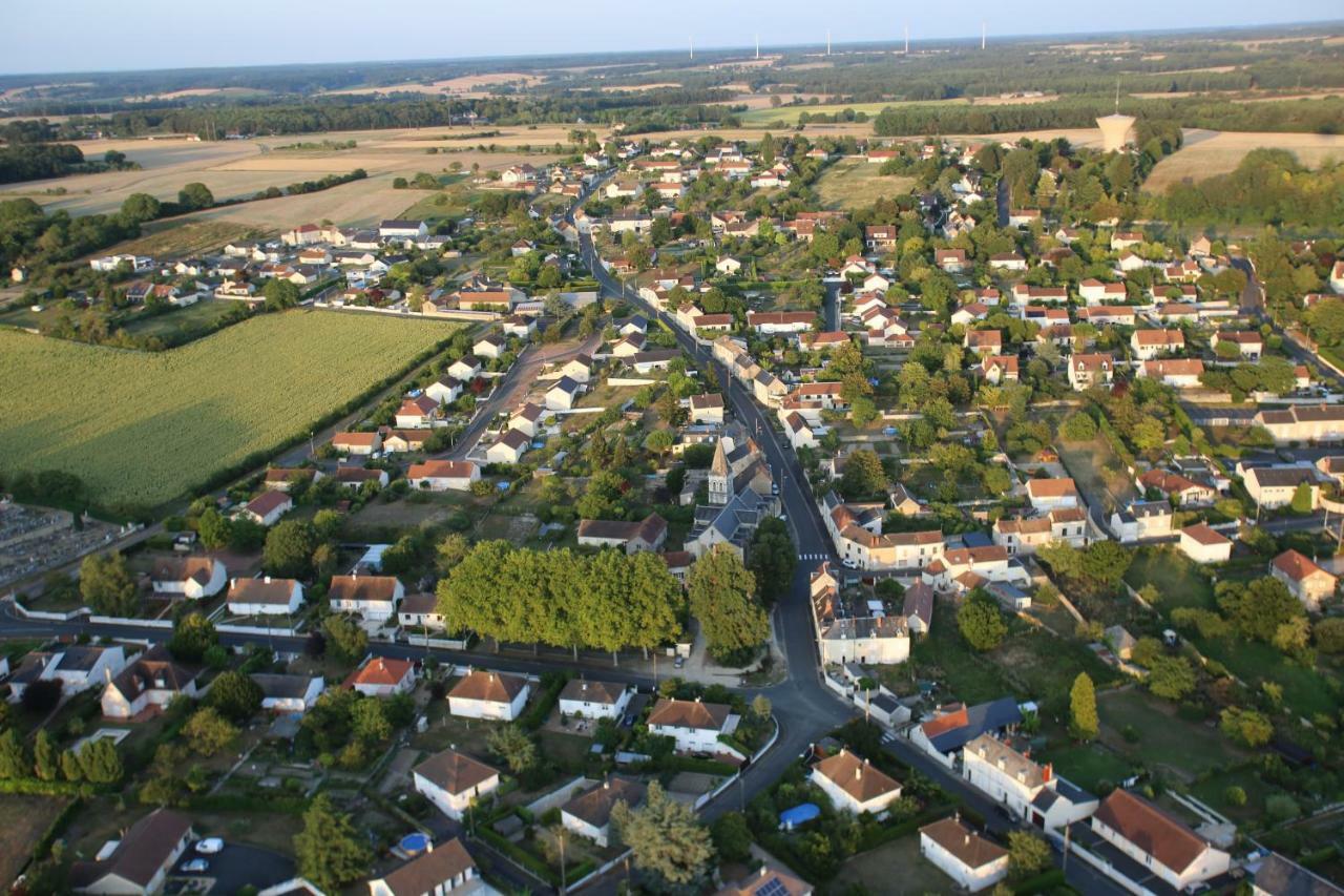 Gite Montgolfiere 6 Personnes ชาเตลโฮ ภายนอก รูปภาพ